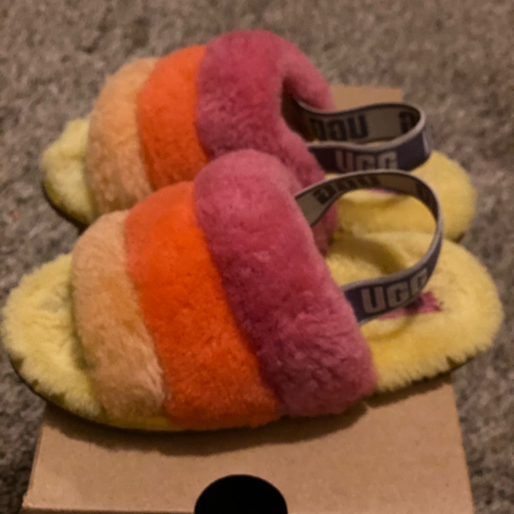 Ugg sandles for toddler girl
